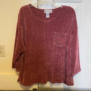 Dust rose 3/4 length sweater.